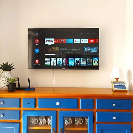 With Sea View, La Mata Appartement *